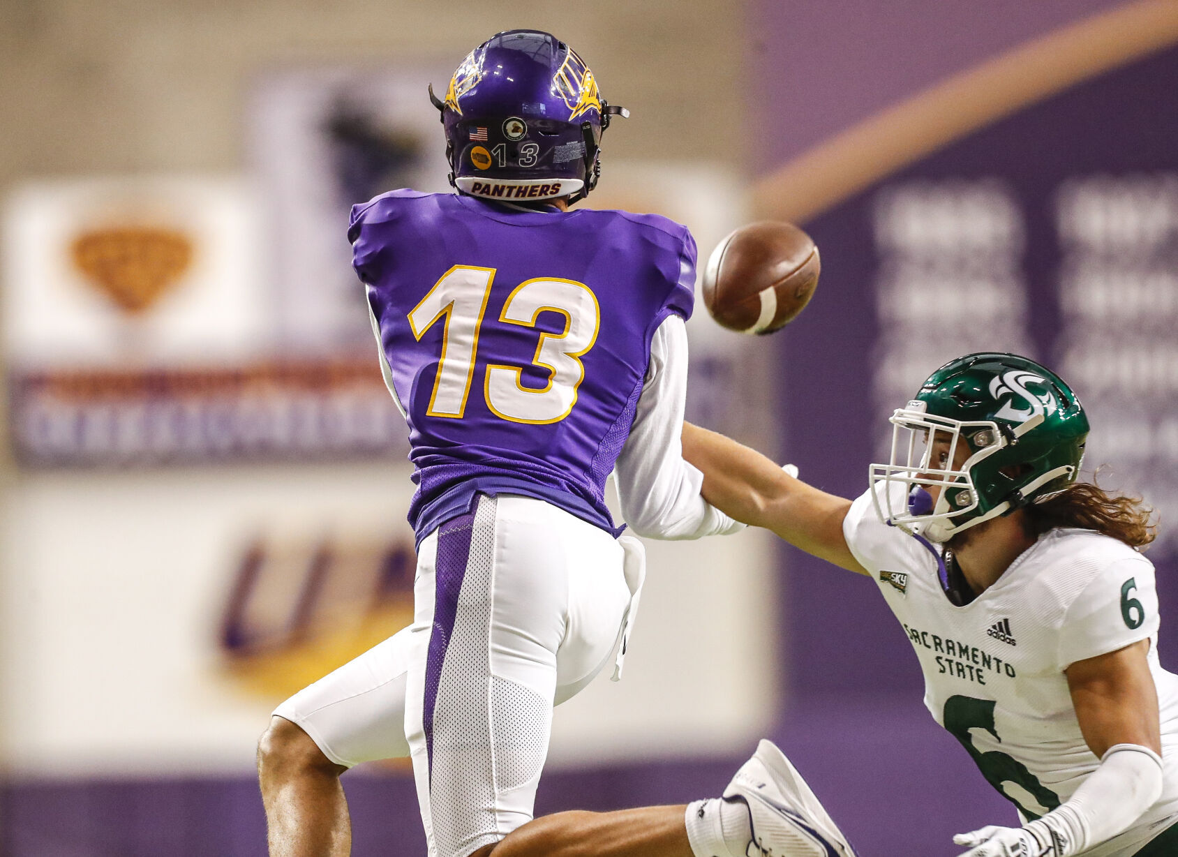 Fball UNI vs. Sacramento 18